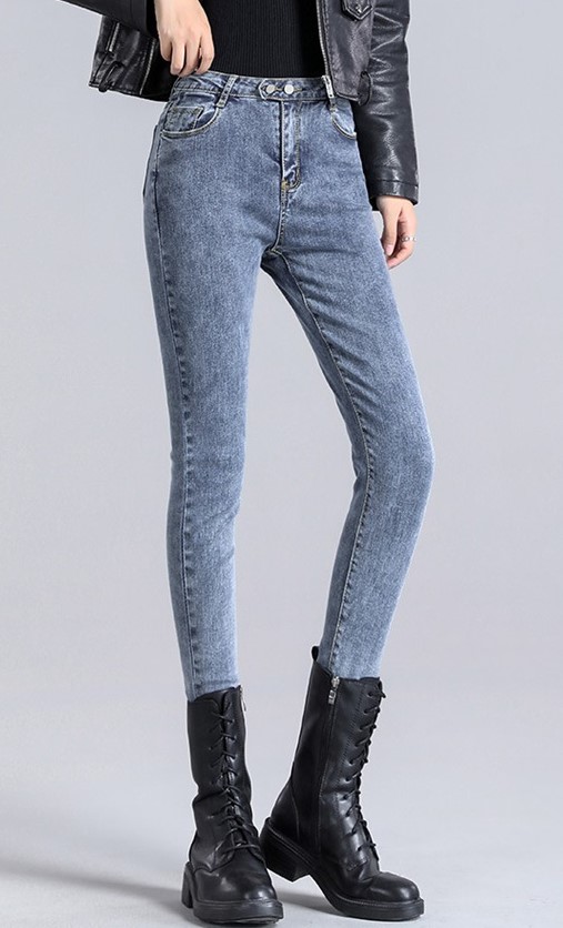 21920474824_1726720700